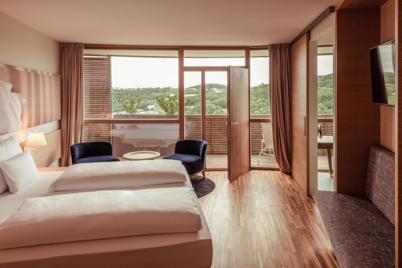 Falkensteiner Balance Resort Stegersbach - Adults Only 外观 照片 A room at the Hotel